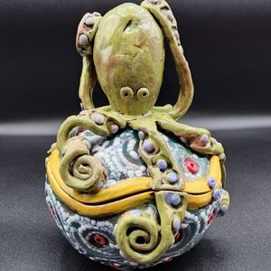 Raku CA Pottery Octopus "Pulpo Verde" Jar- Artist Lillia Venier-Folk Pottery Jar